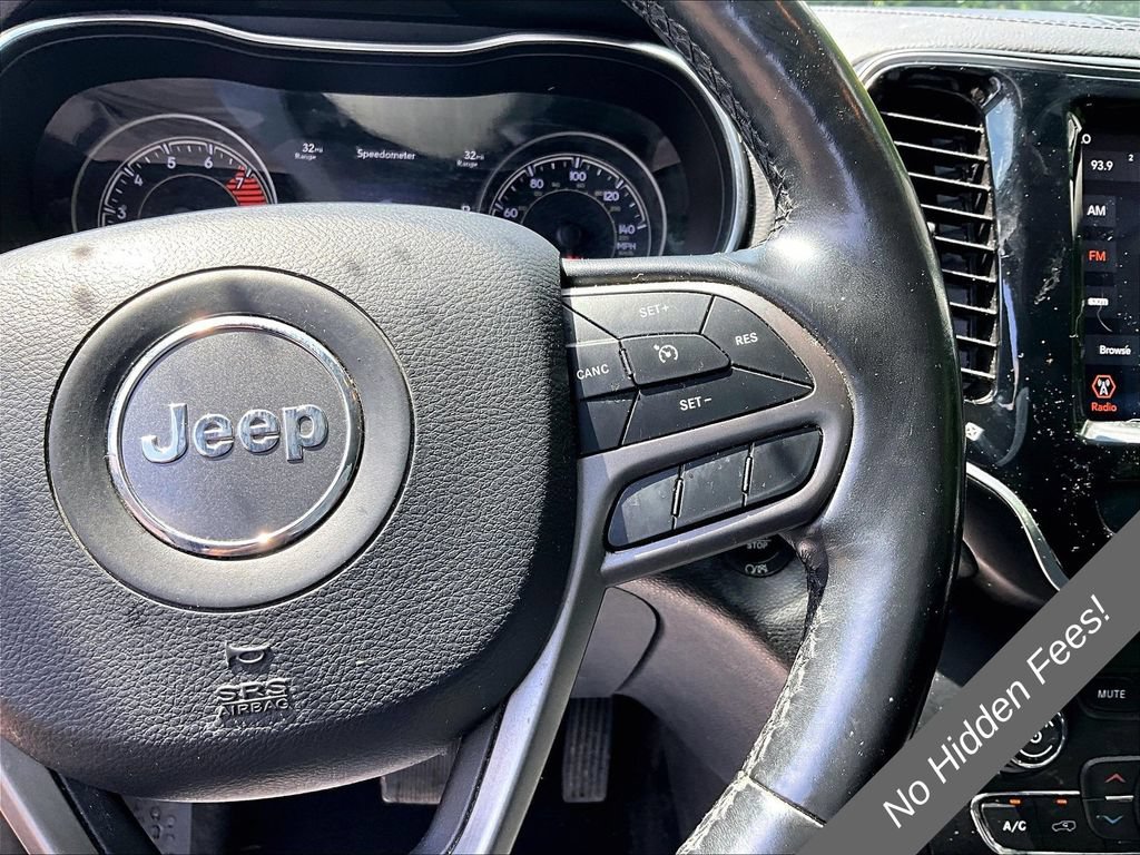 Used 2019 Jeep Cherokee Limited AWD/4WD image 16