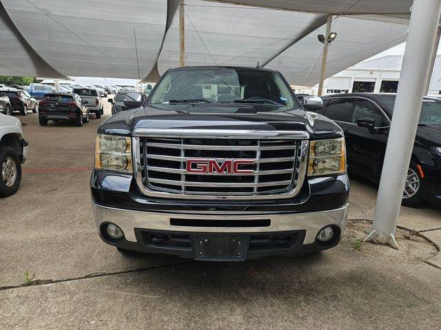 Used 2010 GMC Sierra 2500 SLT w/ SLT Convenience Package RWD image 2