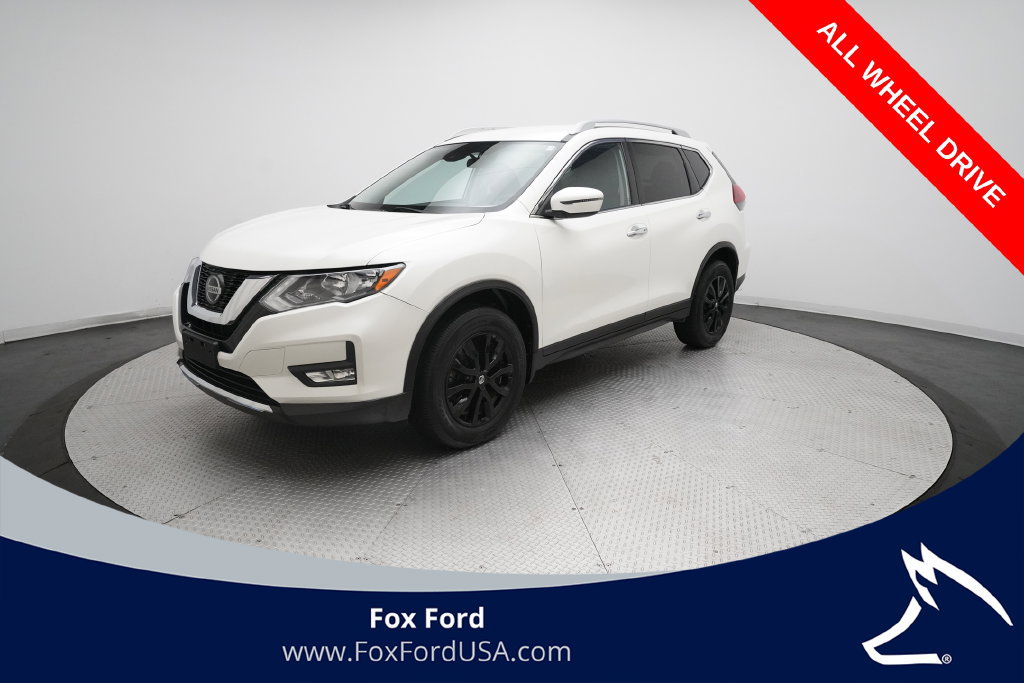 Used 2020 Nissan Rogue SV AWD/4WD image 1