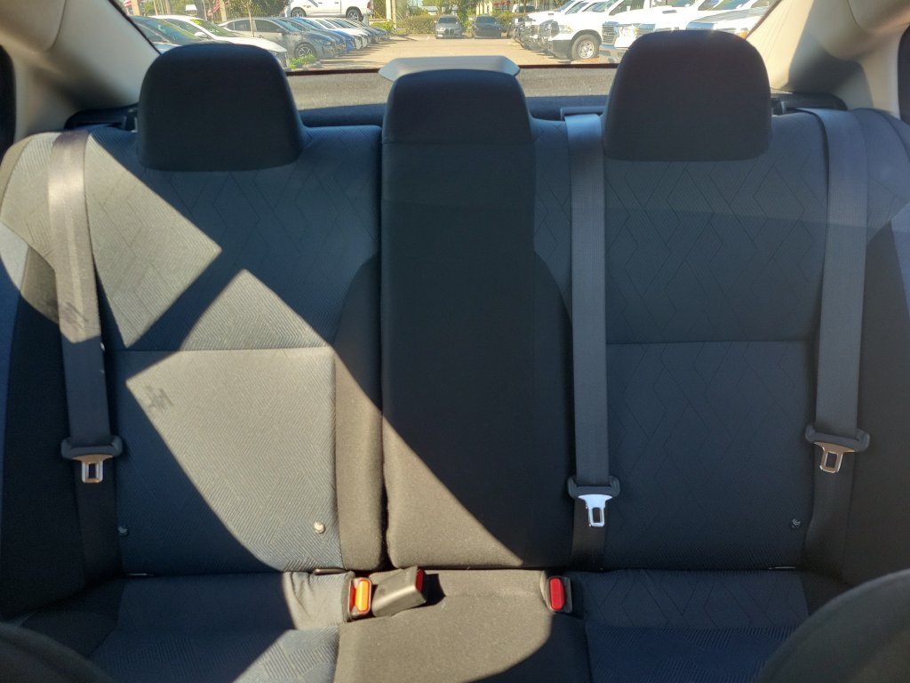 Used 2025 Nissan Versa SV w/ Trunk Package FWD image 10