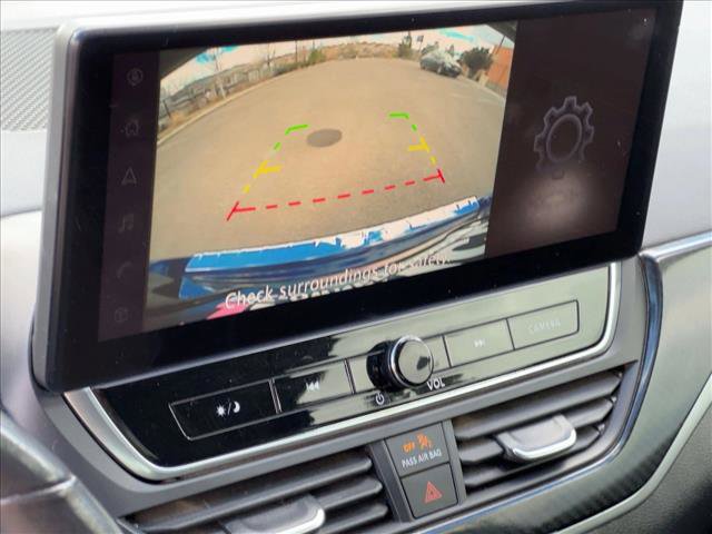 Used 2023 Nissan Altima 2.5 SR w/ SR Premium Package image 14