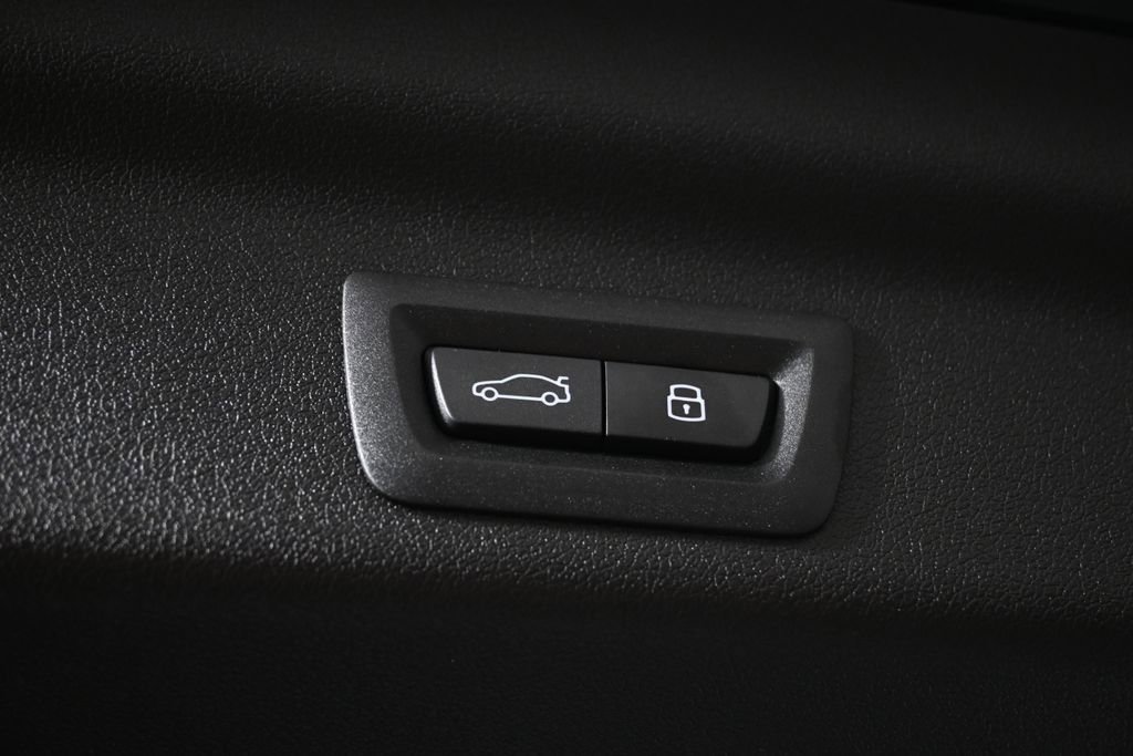 Used 2026 BMW X1 xDrive28i w/ Technology Package image 37