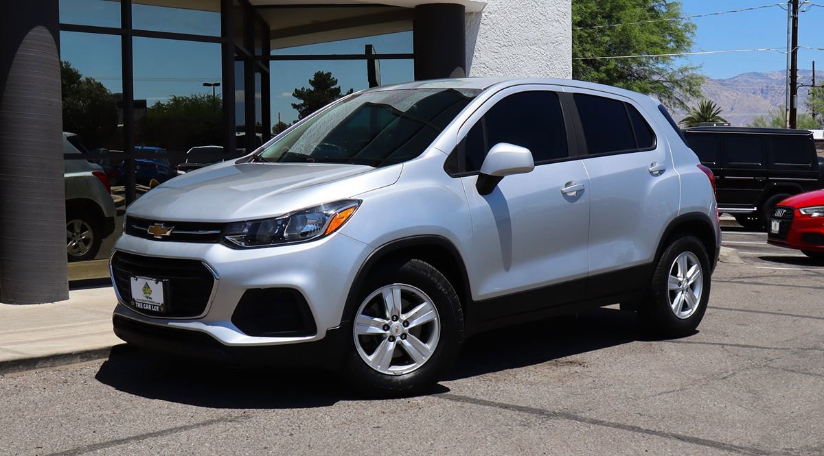 Used 2020 Chevrolet Trax LS w/ Tint and Cruise Package FWD image 2