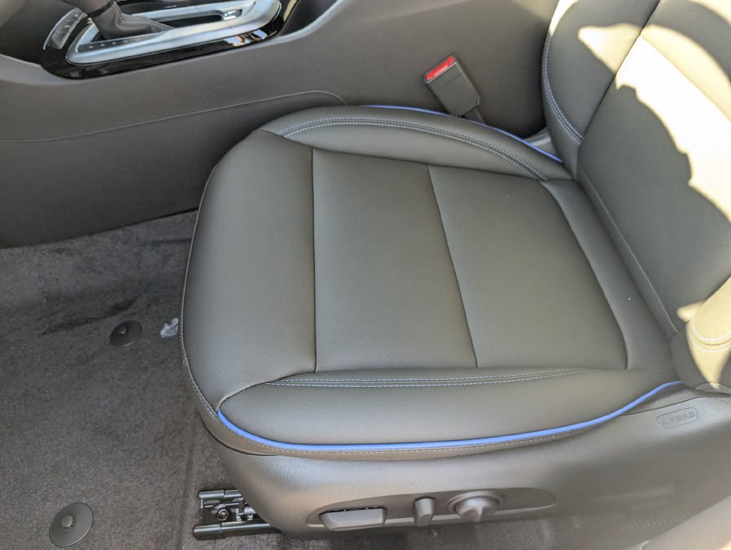 New 2026 Buick Envista Sport Touring w/ Convenience I Package FWD image 17