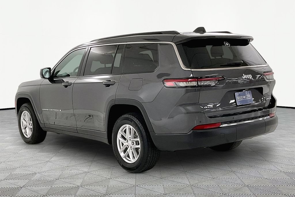 Used 2024 Jeep Grand Cherokee L Laredo w/ Trailer Tow Package AWD/4WD image 4