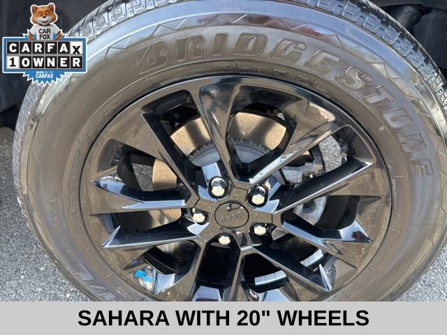 Used 2023 Jeep Wrangler Unlimited Sahara w/ Cold Weather Group AWD/4WD image 14