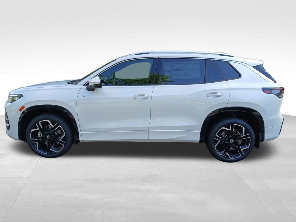 New 2026 Volkswagen Tiguan SEL R-Line image 2