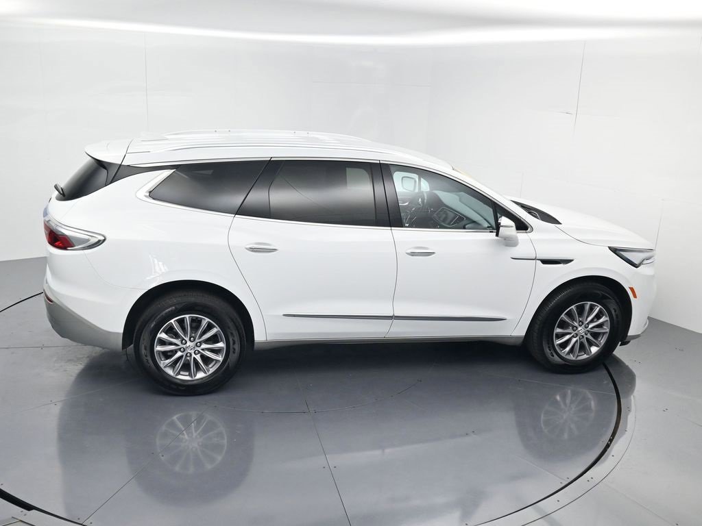 Used 2024 Buick Enclave Premium image 70