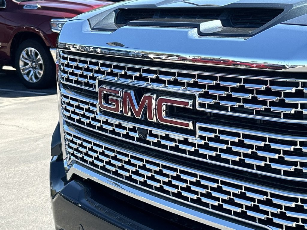 Used 2020 GMC Sierra 2500 Denali w/ Denali Ultimate Package AWD/4WD image 31