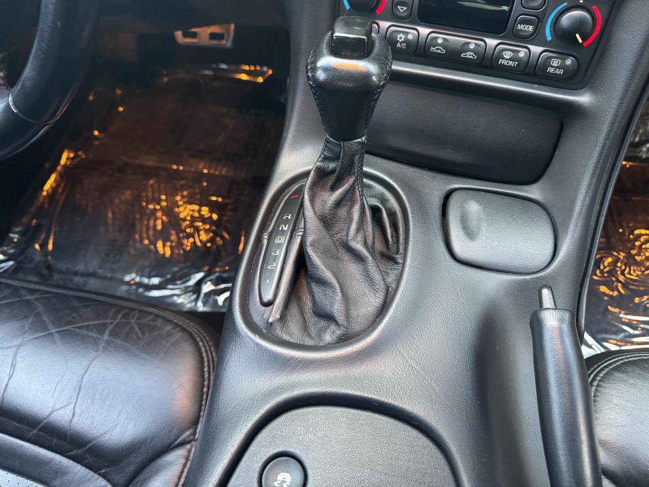 Used 2000 Chevrolet Corvette Coupe w/ Memory Pkg image 15