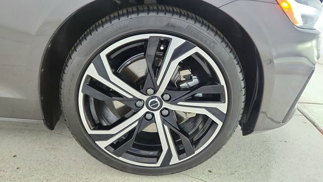 Used 2024 Volvo S60 B5 Plus w/ Climate Package image 59