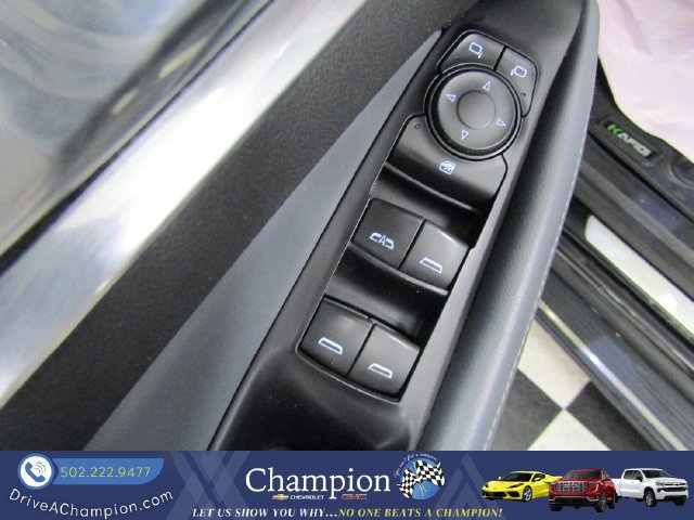 Used 2018 Buick Enclave Essence AWD/4WD image 23