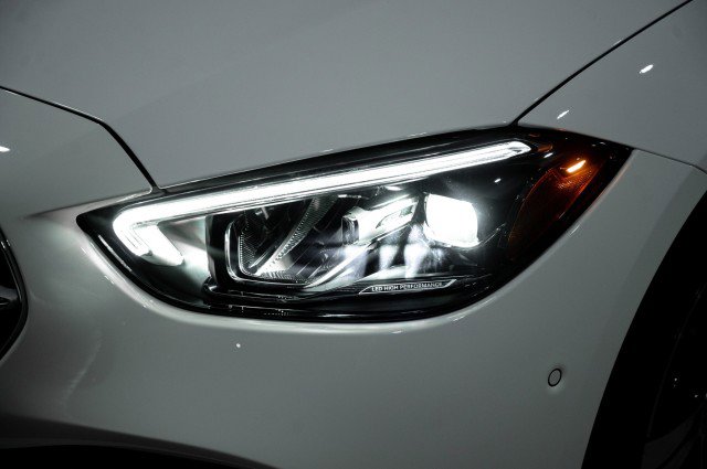 New 2026 Mercedes-Benz C 300 4MATIC Sedan image 8