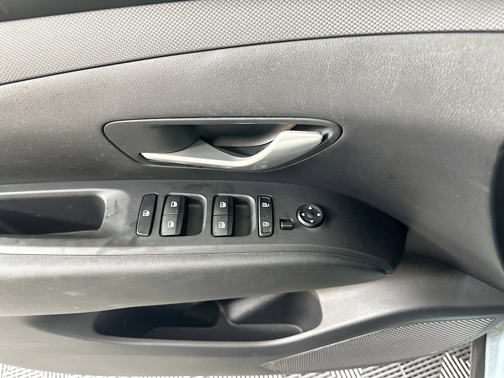 Used 2024 Hyundai Santa Cruz SEL image 15