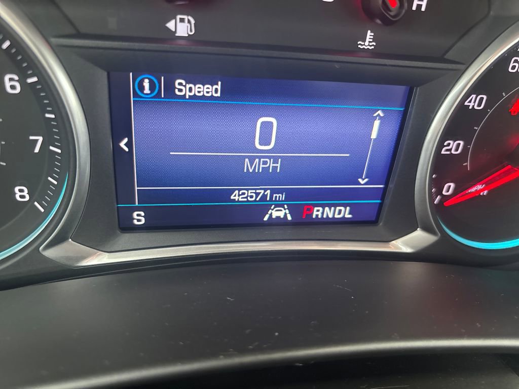Used 2020 Chevrolet Equinox LT w/ Driver Convenience Package FWD image 22