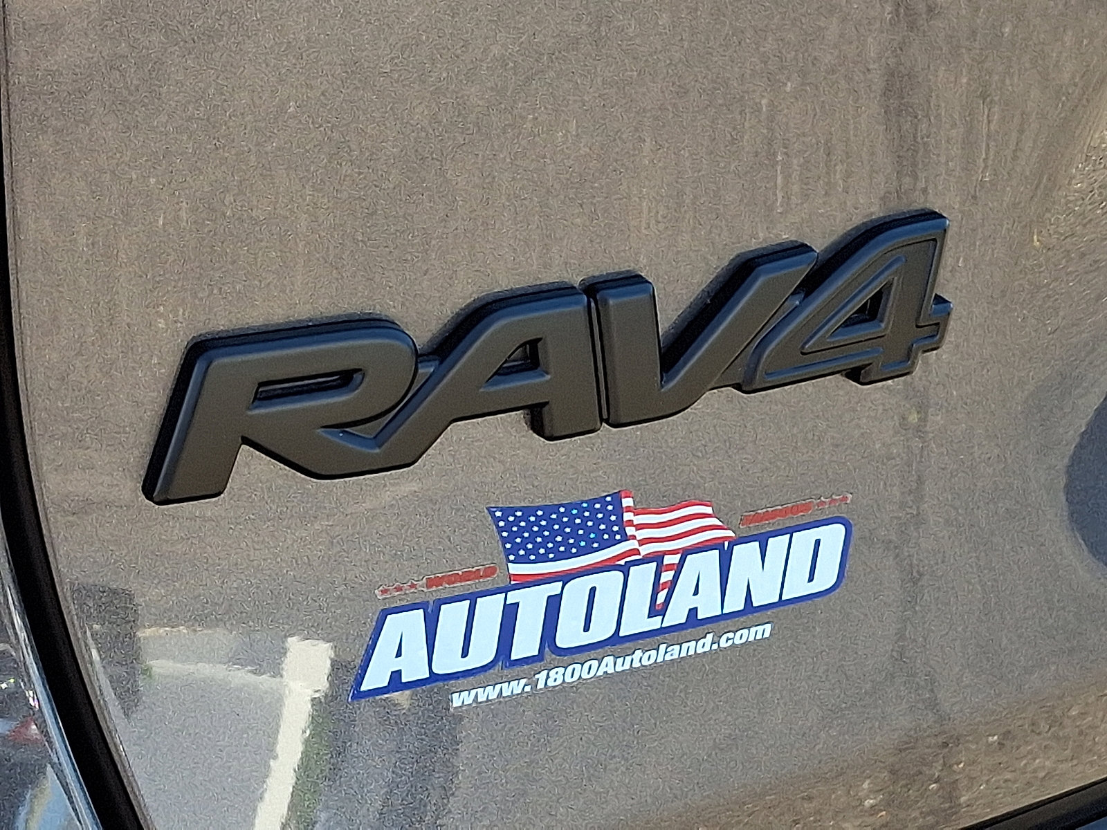 Certified 2025 Toyota RAV4 XLE image 30