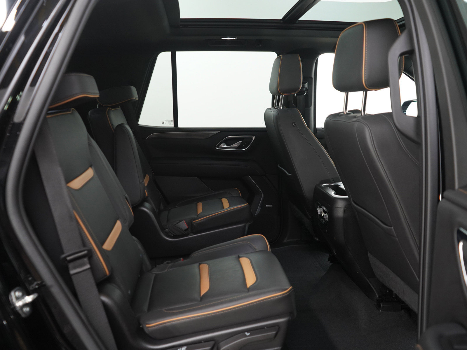 Used 2022 GMC Yukon AT4 AWD/4WD image 12