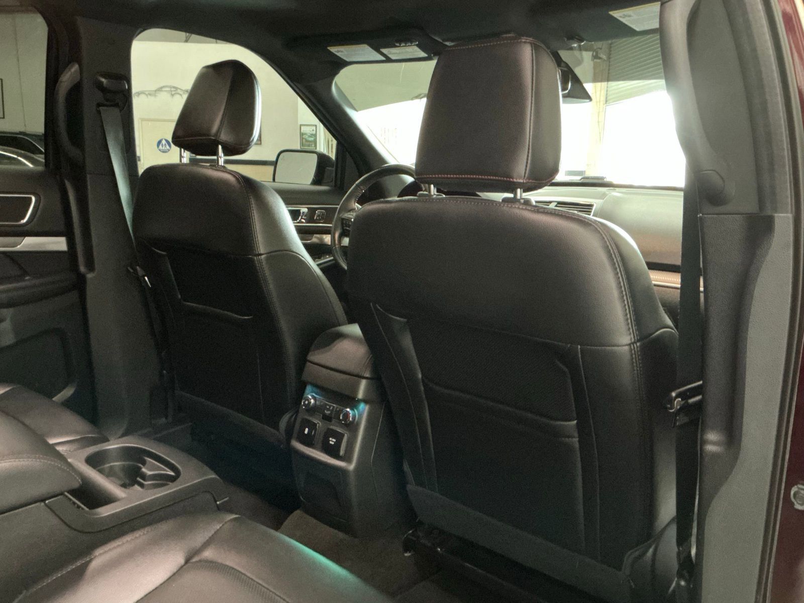 Used 2018 Ford Explorer Sport w/ Equipment Group 401A image 14