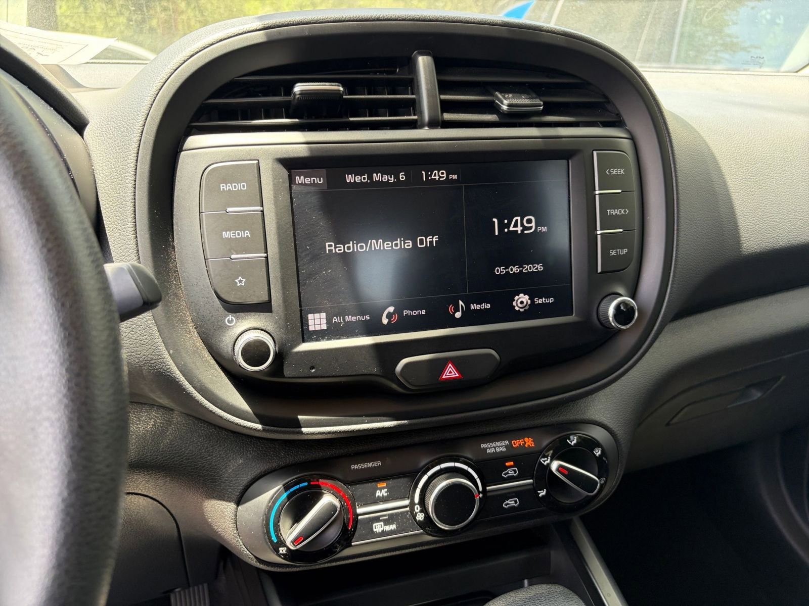 Used 2025 Kia Soul LX w/ LX Technology Package FWD image 20