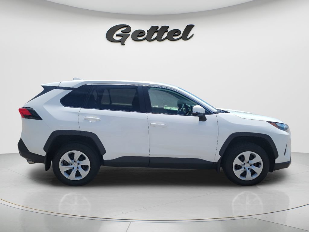 Certified 2025 Toyota RAV4 LE FWD image 4