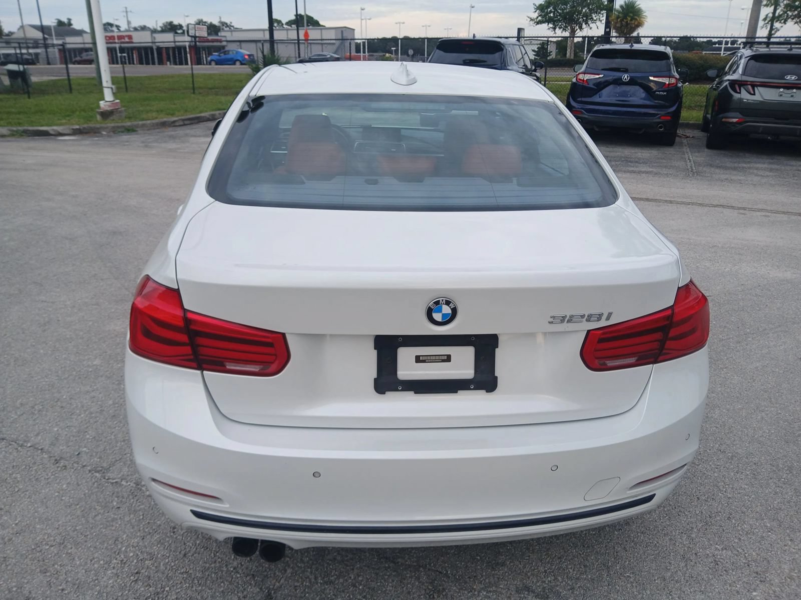 Used 2016 BMW 328i Sedan RWD image 5