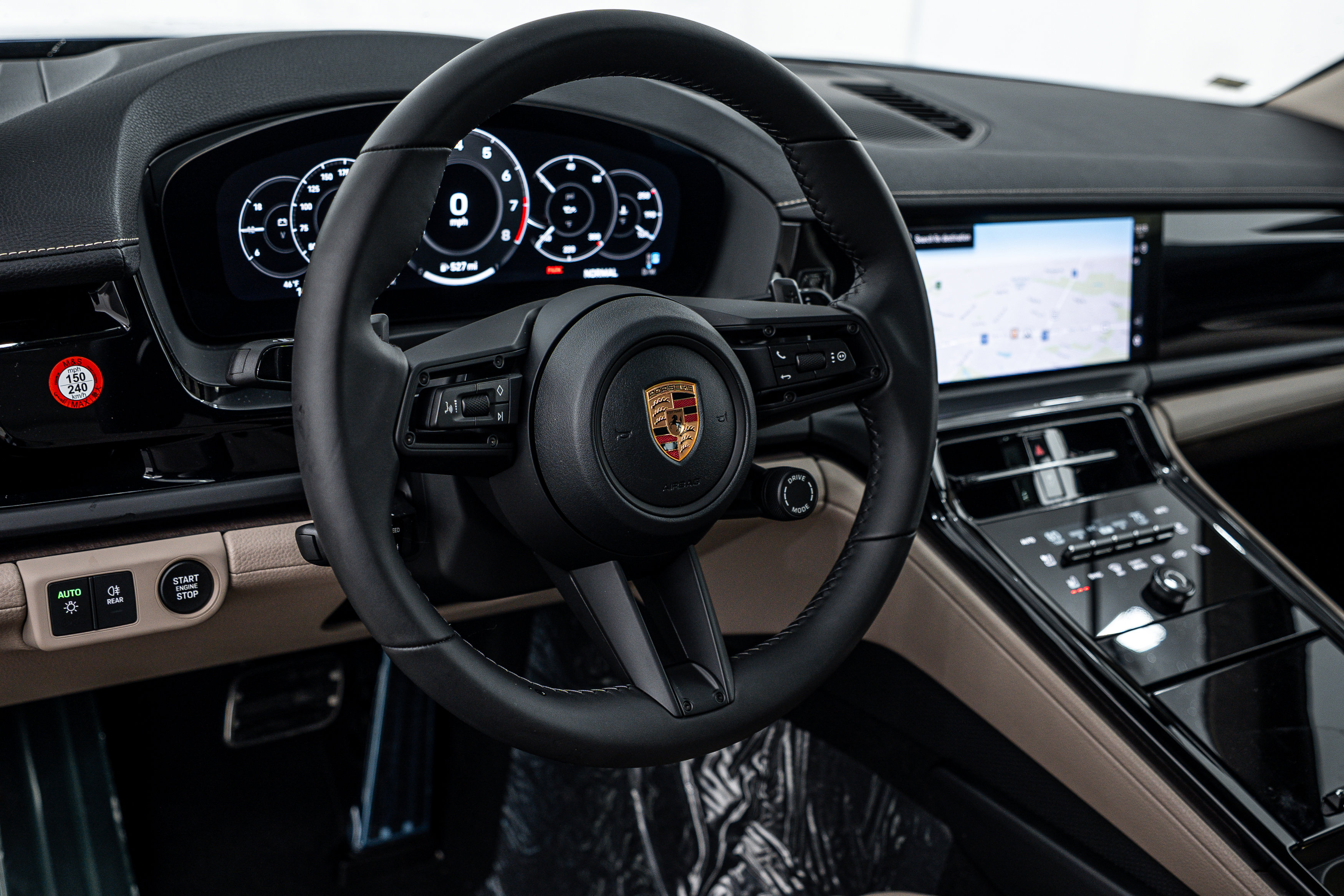 Certified 2026 Porsche Panamera 4 AWD/4WD image 14