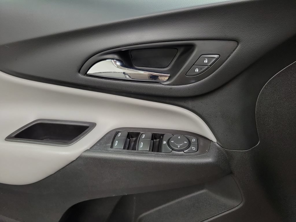 Used 2018 Chevrolet Equinox LS FWD image 28