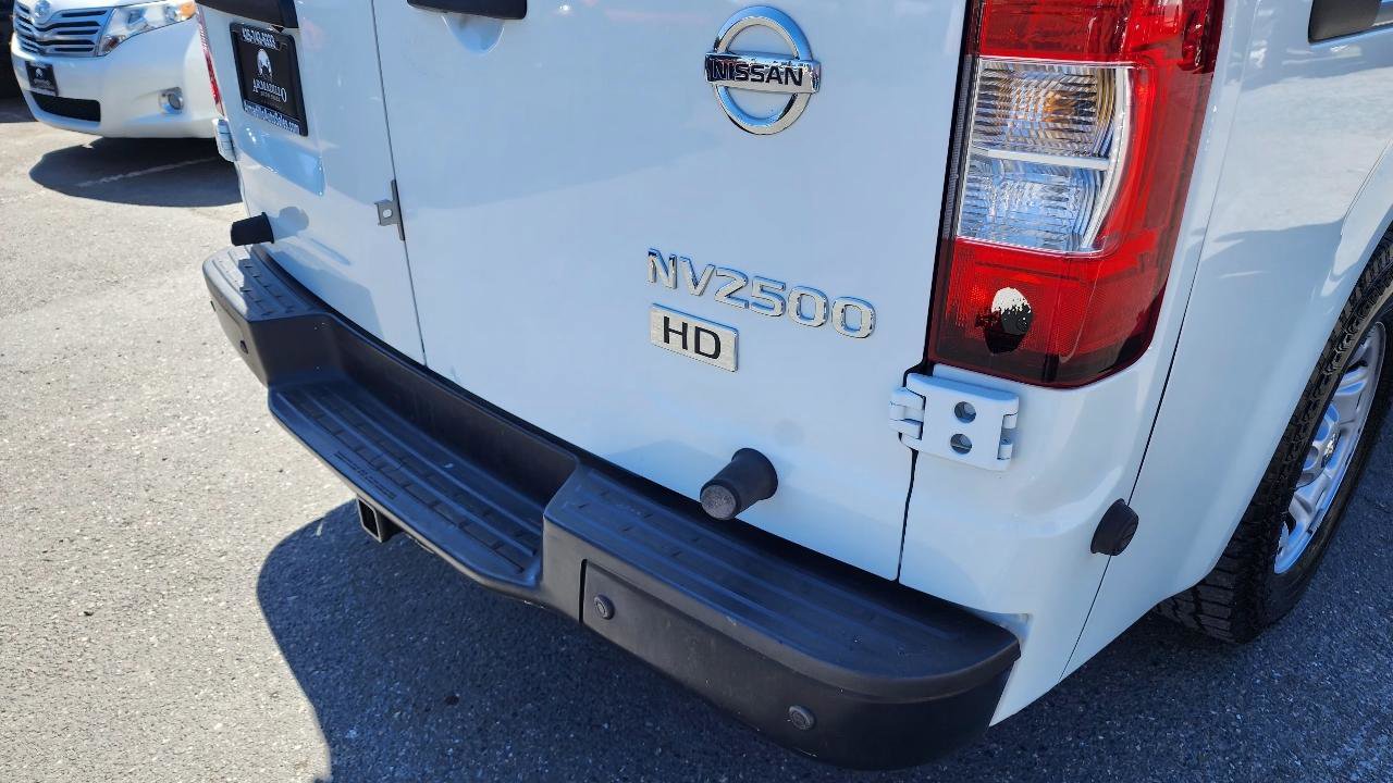 Used 2015 Nissan NV 2500 SV w/ Technology Package image 21