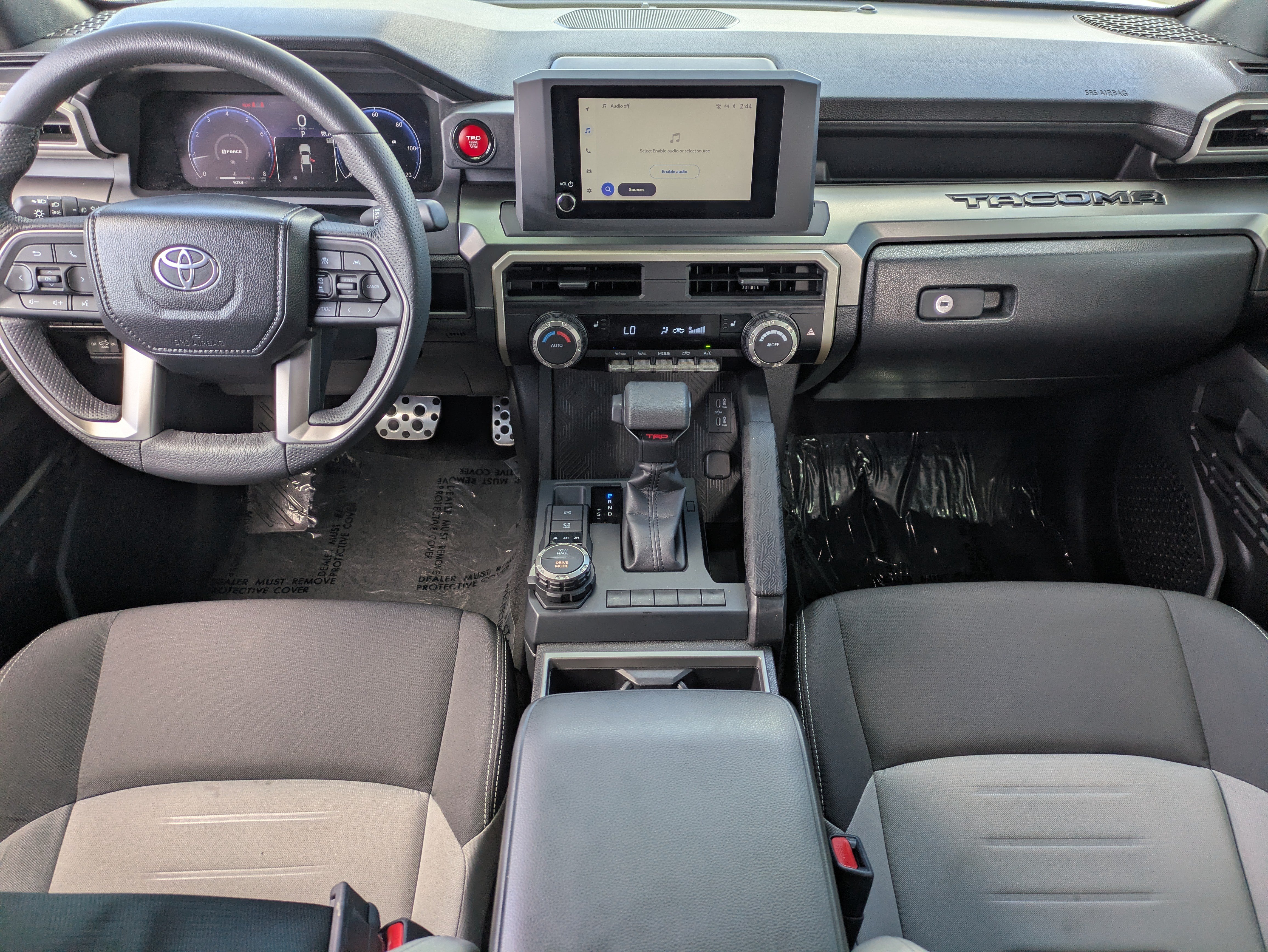 Used 2025 Toyota Tacoma TRD Sport AWD/4WD image 13