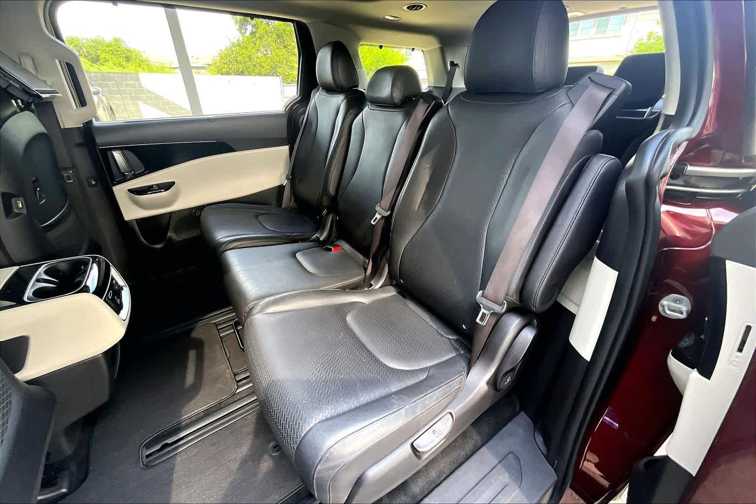Used 2024 Kia Carnival SX Prestige FWD image 20