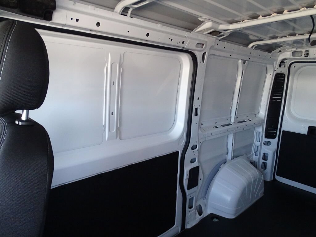 New 2025 RAM ProMaster 3500 w/ Convenience Group FWD image 24