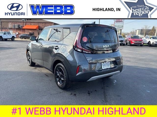 Used 2024 Kia Soul LX w/ Option Group 015 FWD image 9