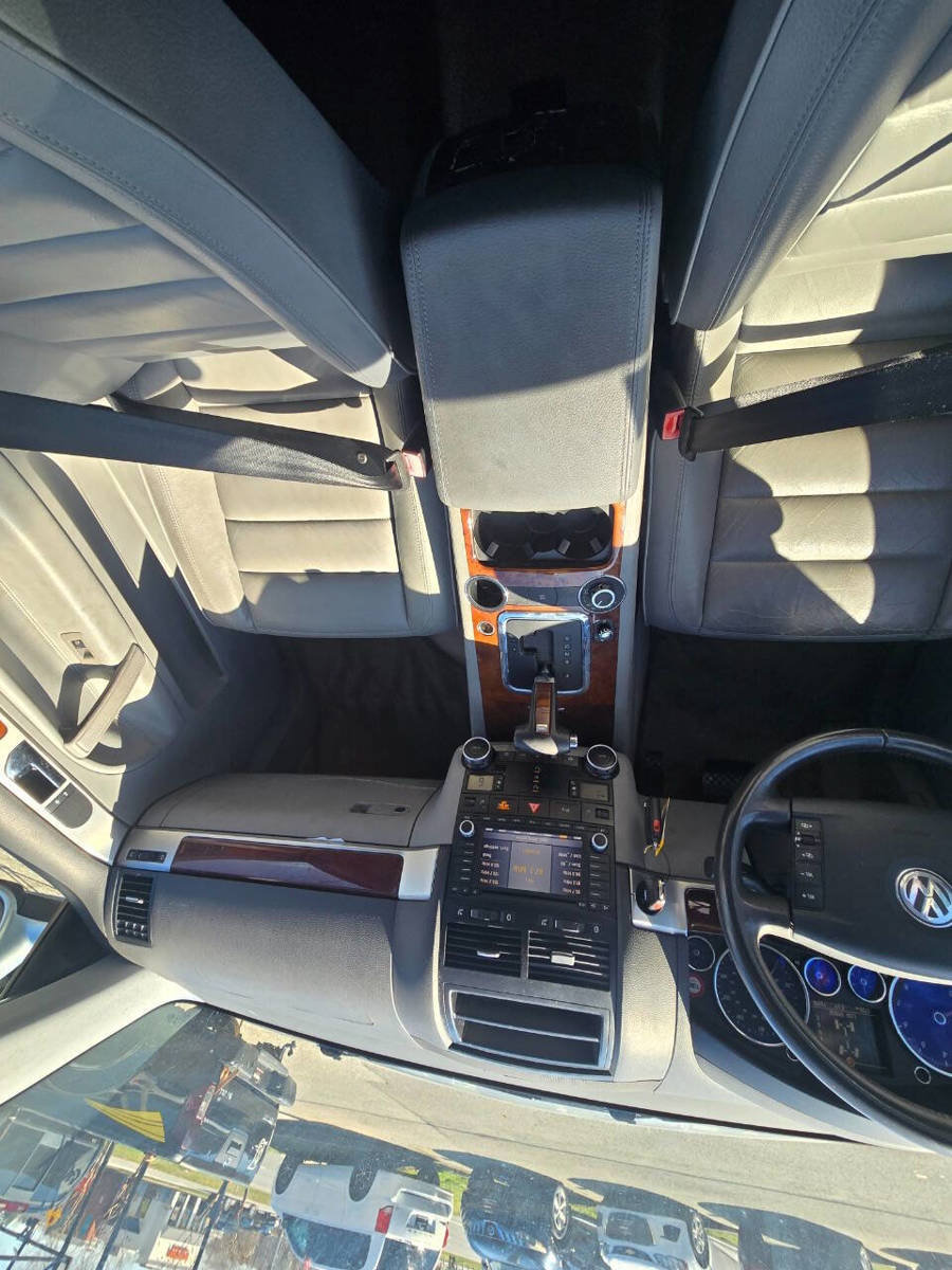 Used 2005 Volkswagen Touareg V6 AWD/4WD image 35