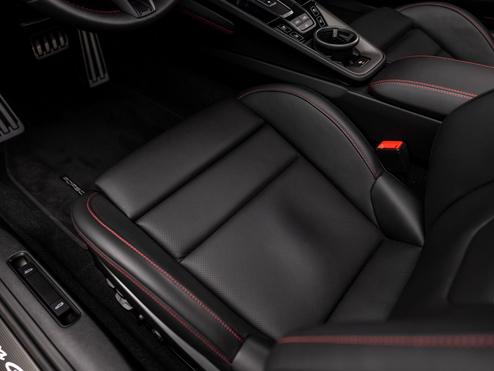 Certified 2026 Porsche 911 Carrera GTS RWD image 47