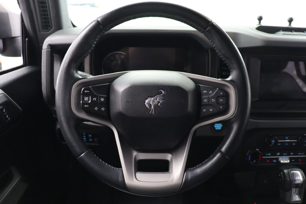 Used 2023 Ford Bronco Black Diamond w/ Sasquatch Package AWD/4WD image 13