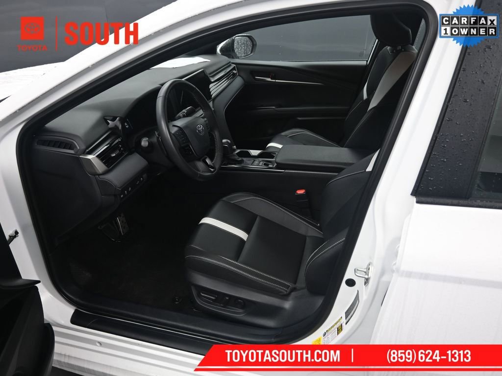 Certified 2025 Toyota Camry SE image 9