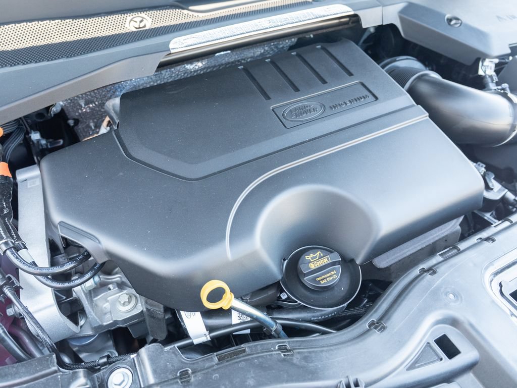 New 2026 Land Rover Discovery Sport Landmark AWD/4WD image 24