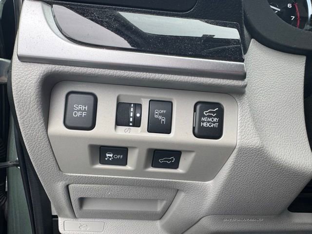 Used 2018 Subaru Forester 2.5i Limited AWD/4WD image 17