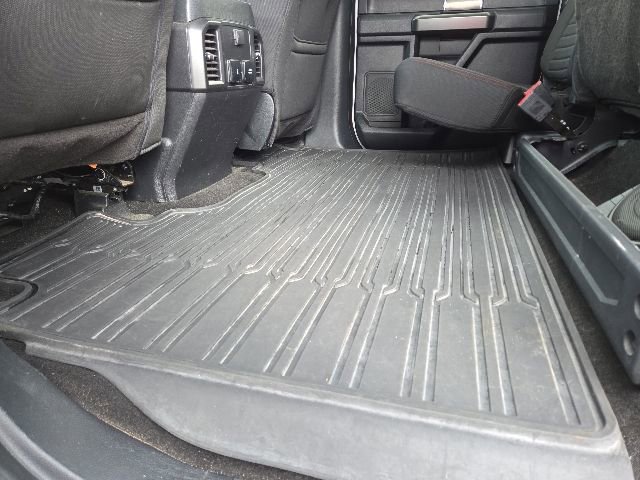 Used 2019 Ford F150 XLT w/ Equipment Group 302A Luxury AWD/4WD image 18