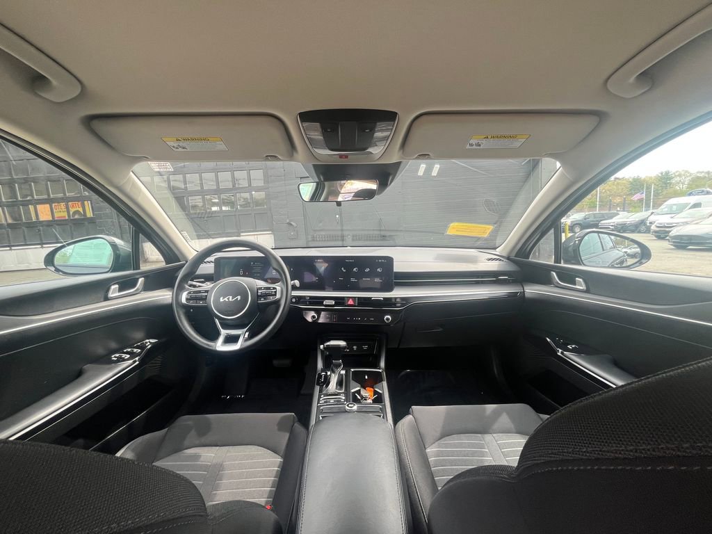 Used 2025 Kia K5 LXS FWD image 17