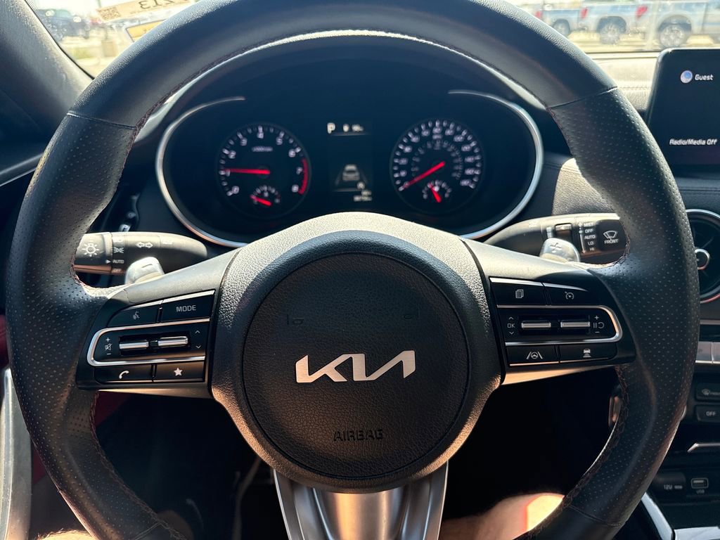 Used 2022 Kia Stinger GT-Line w/ Sun & Sound Package image 15