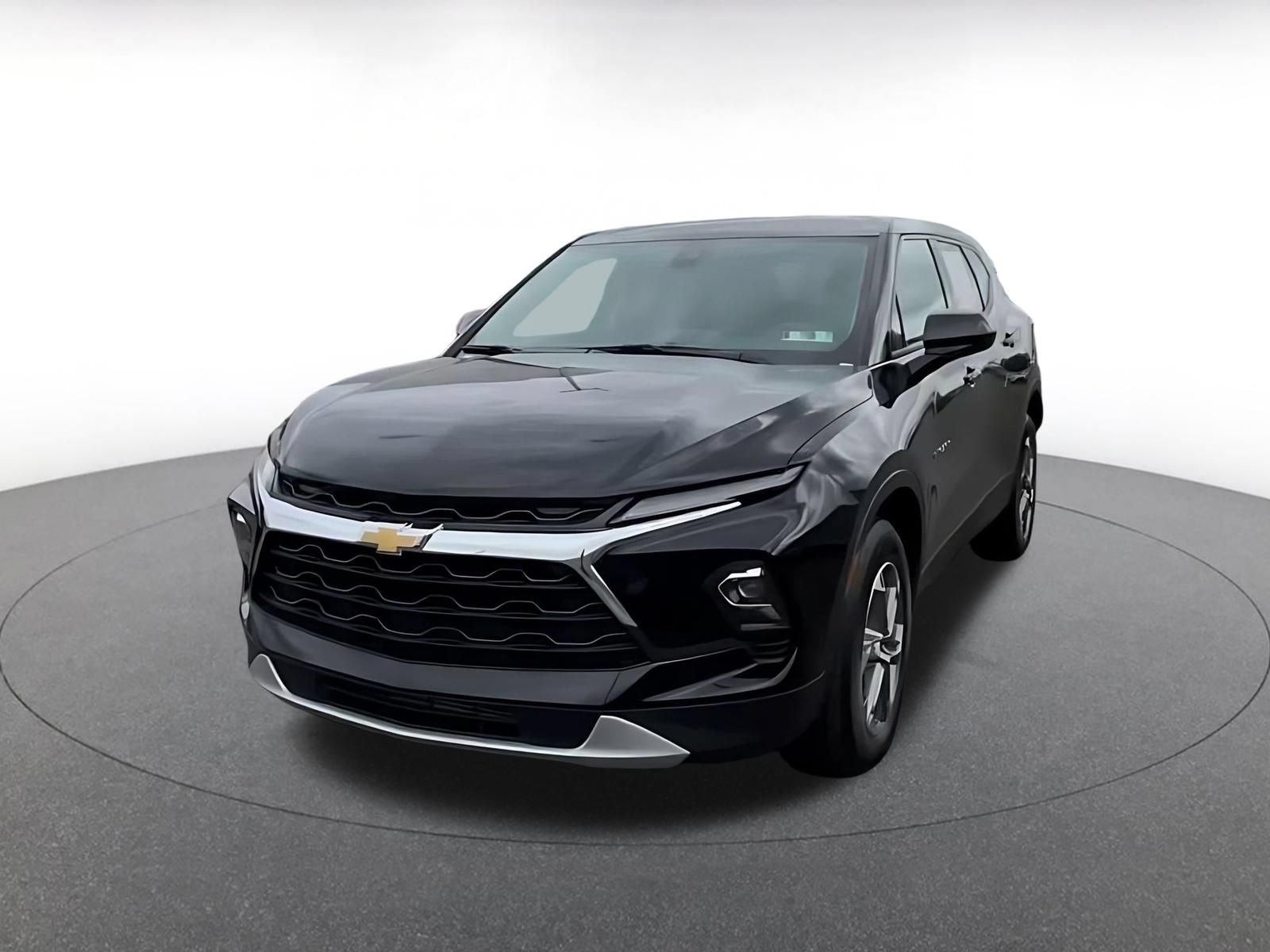 Used 2026 Chevrolet Blazer LT FWD image 6