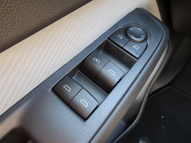 New 2027 Chevrolet Bolt RS w/ Super Cruise Package FWD image 13