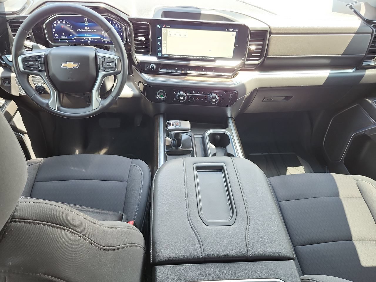 Used 2022 Chevrolet Silverado 1500 LT RWD image 12
