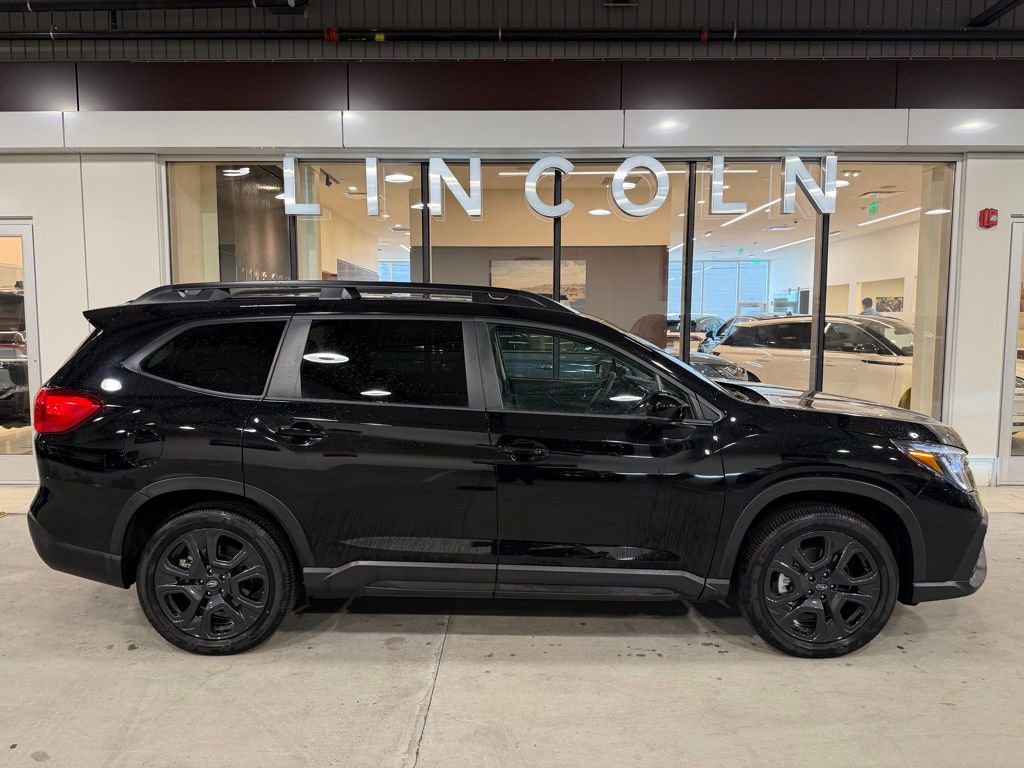 Used 2025 Subaru Ascent Bronze Edition AWD/4WD image 7