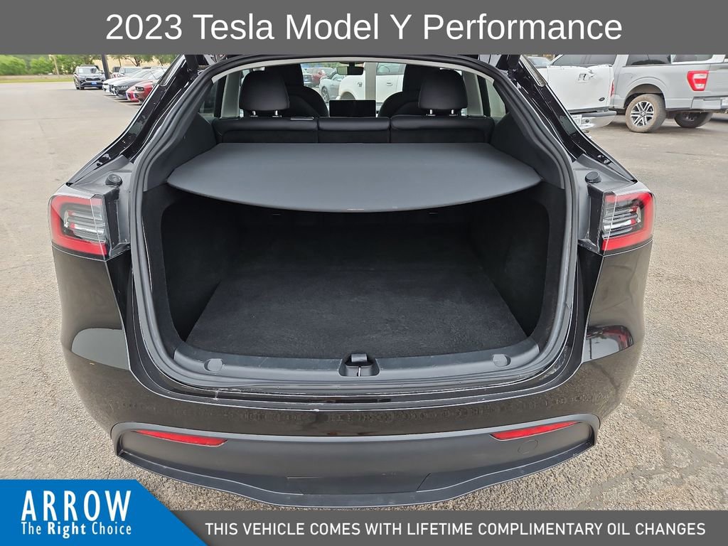 Used 2023 Tesla Model Y Performance AWD/4WD image 18