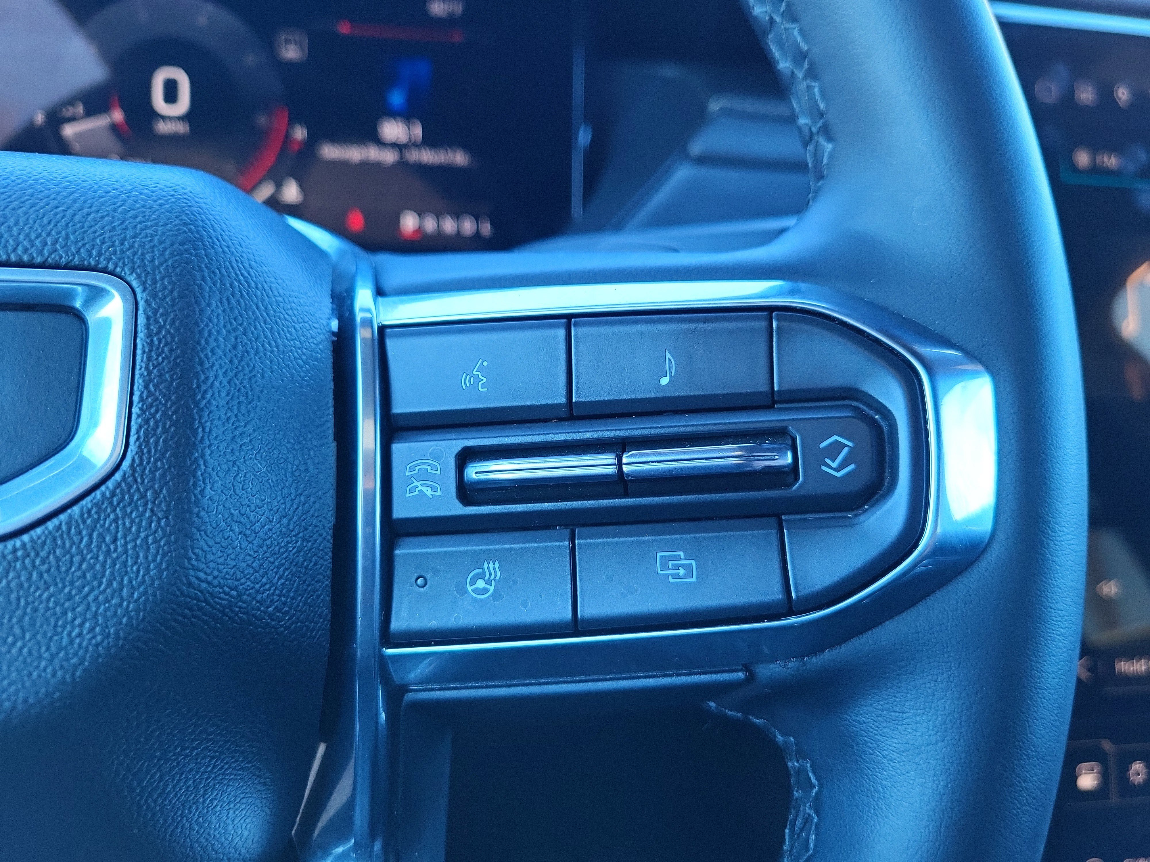 Used 2024 GMC Acadia Elevation image 20