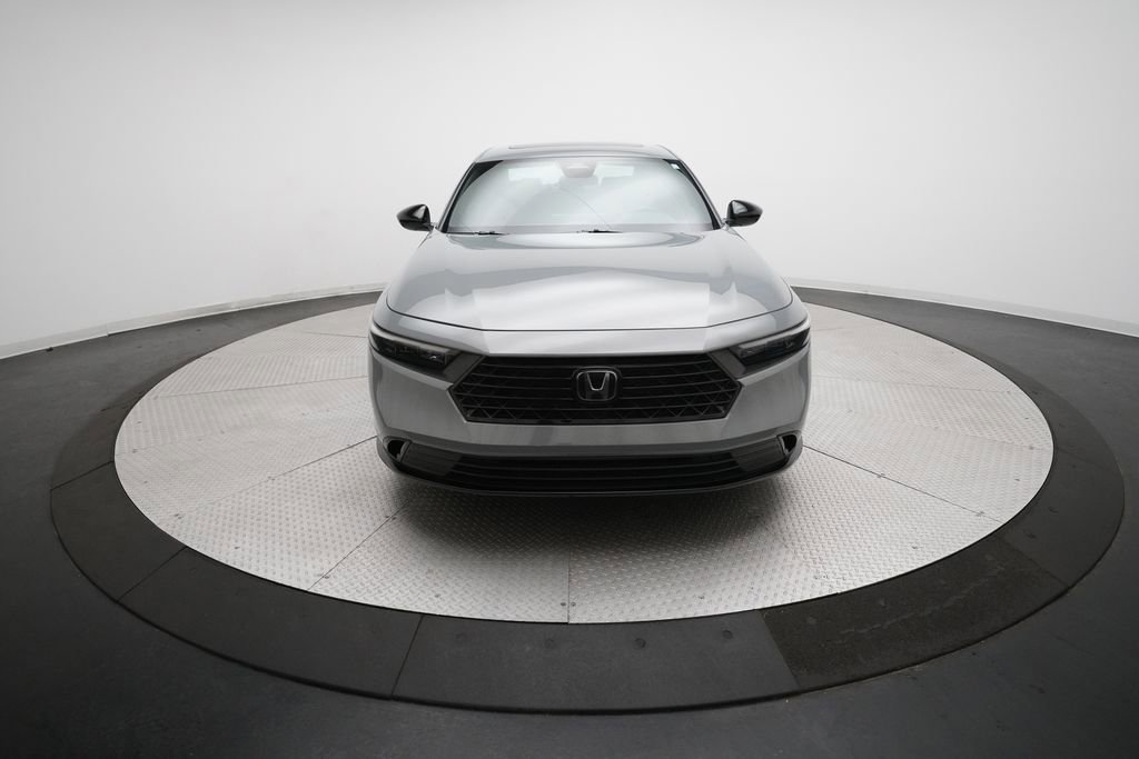Used 2024 Honda Accord Sport image 11
