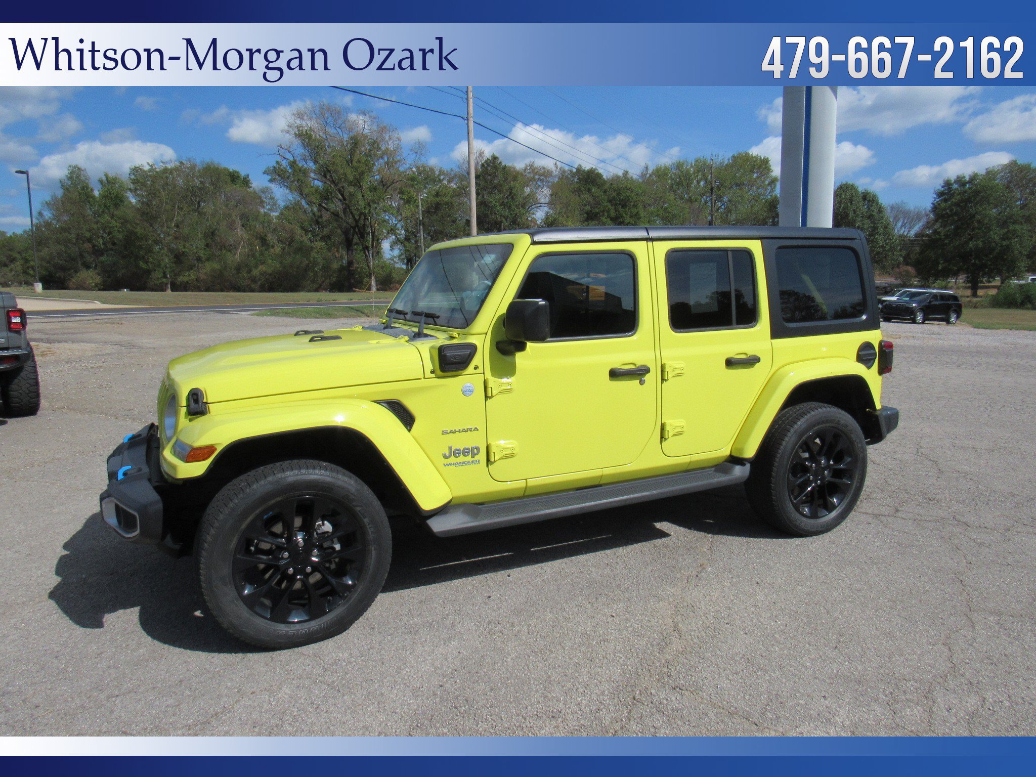 Used 2022 Jeep Wrangler Unlimited Sahara w/ Cold Weather Group AWD/4WD image 5