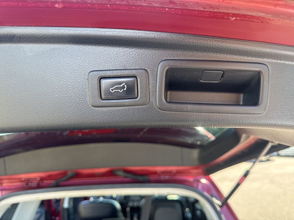 Used 2017 Subaru Forester 2.5i Touring AWD/4WD image 20